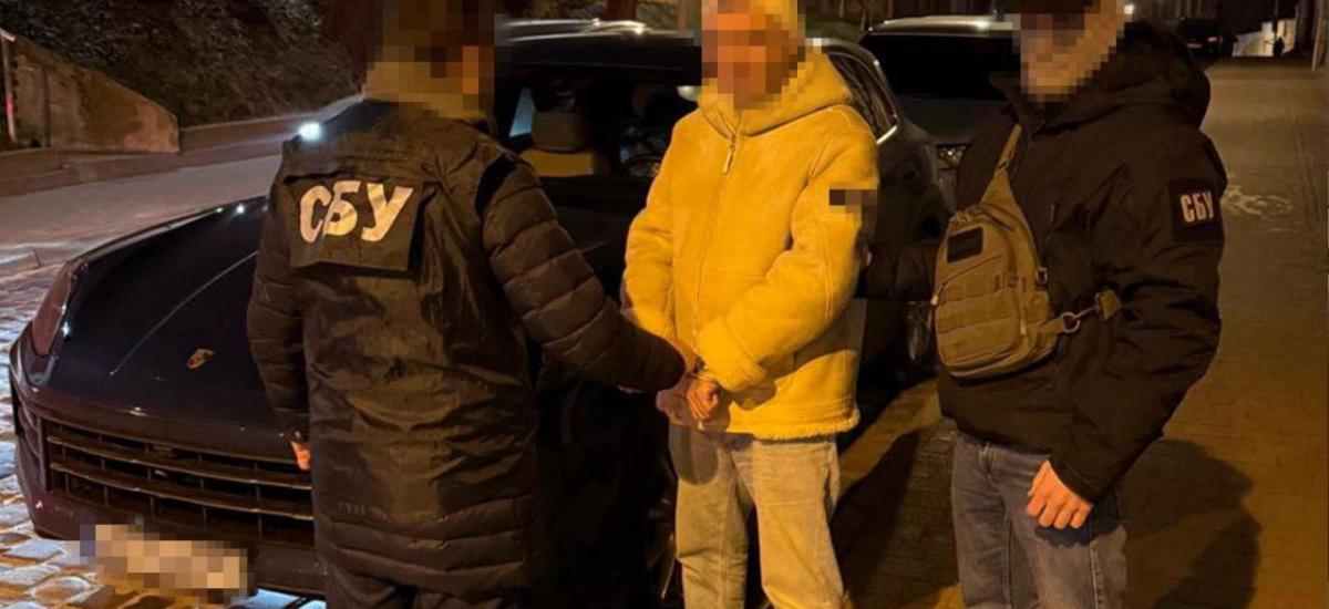 У Києві викрили групу чиновників, які розтратили соцдопомогу для важкохворих на елітні авто та нерухомість