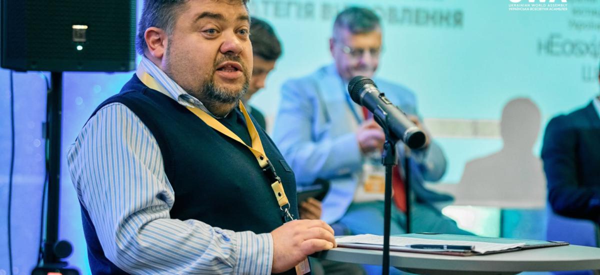 «Голуби миру» з Відня. Хто і навіщо реанімує проєкт Вадима Новинського