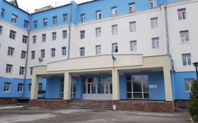 Сім'я ексдепутатки та мільйонні підряди: нові деталі скандального ремонту лікарні на Київщині