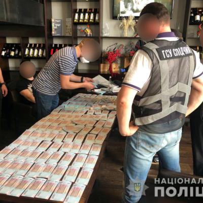 В Киеве на взятке взяли советника директора Государственного агентства резерва Украины