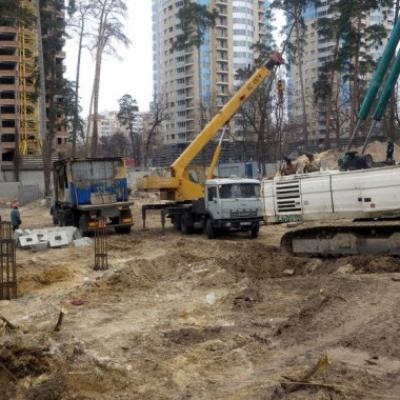 Жители Святошинского района протестуют против возведения жилого комплекса на пересечении улиц Львовской и Живописной