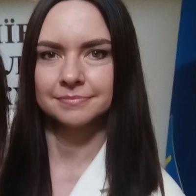 Сімейний тандем прокурорки Таможньої: провалена доброчесність, поновлення через суд і земляні схеми Бучі